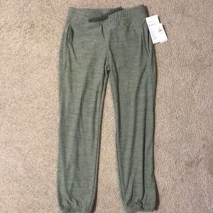 Olive Green Old Navy Active Breathe On 